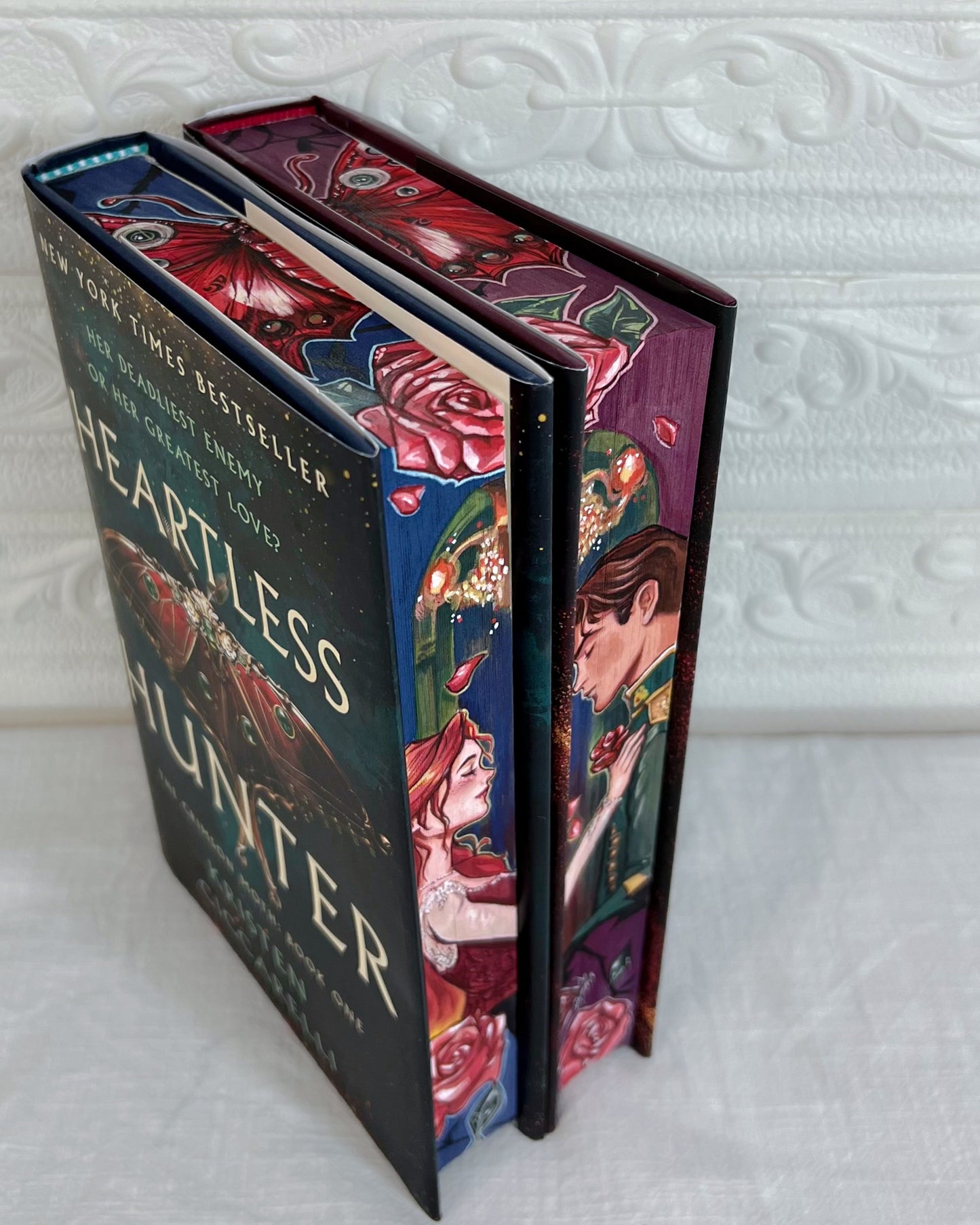 🦋Hand-Painted Edges The Crimson Moth Duology Set ('Heartless Hunter' & 'Rebel Witch' by Kristen Ciccarelli) - Ballroom of Thorns Edition🌹