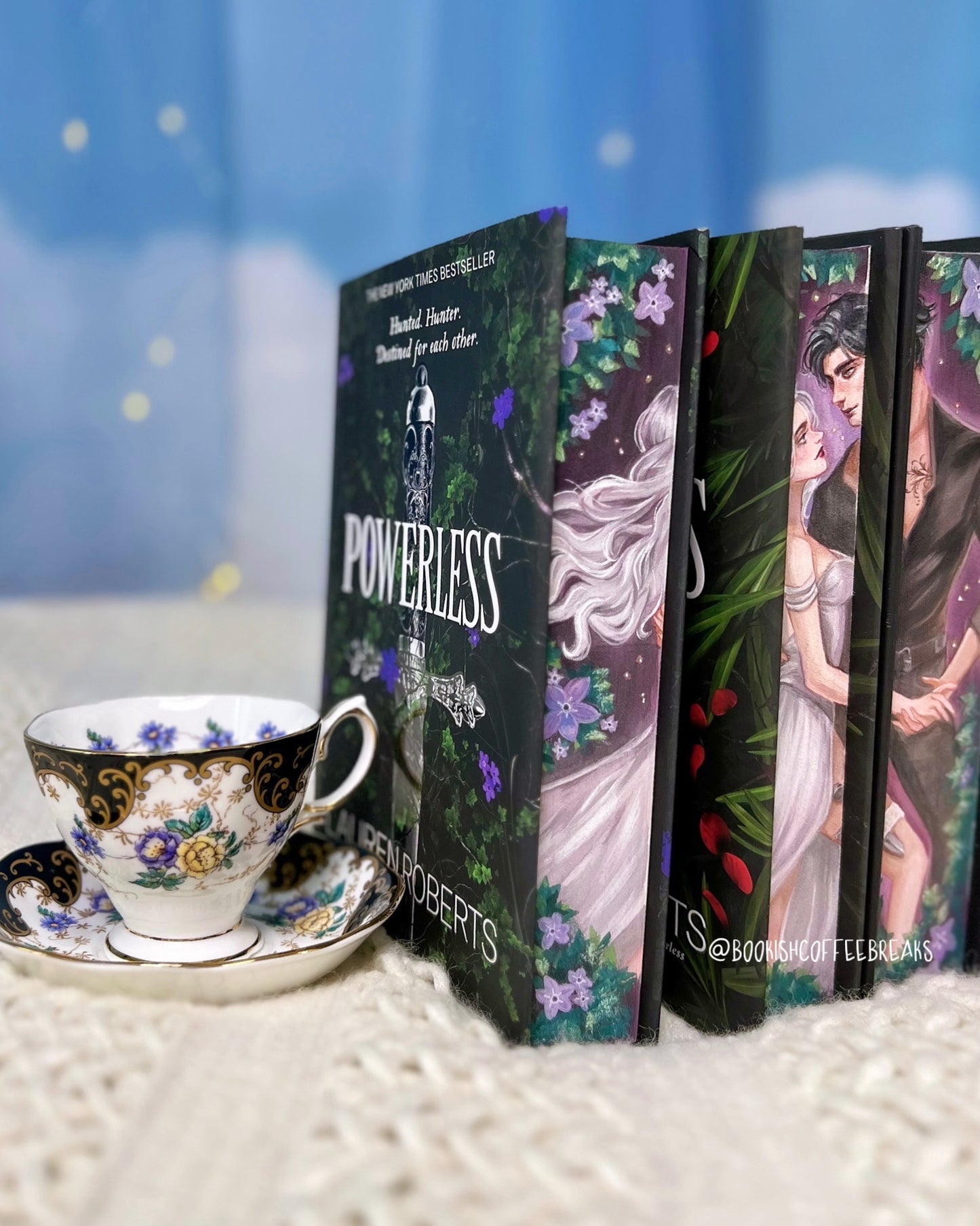 [PREORDER] Hand-Painted Edges Powerless Trilogy by Lauren Roberts - Forget Me Not Edition🪻