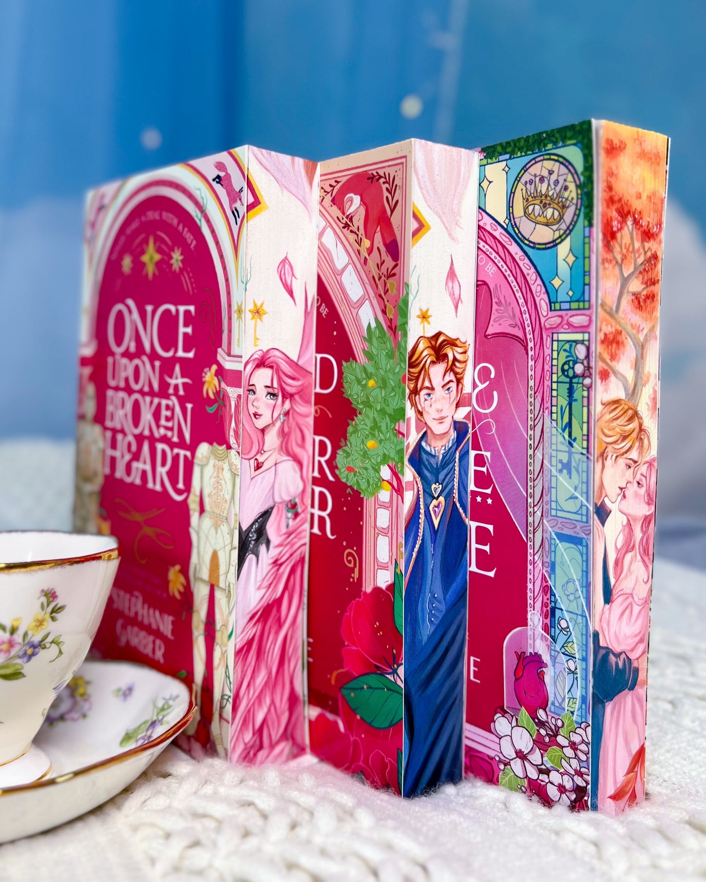 [2025] Fore-Edge Painting Commission - Custom Hand-Painted Book | Please READ DESCRIPTION🎀🖌️