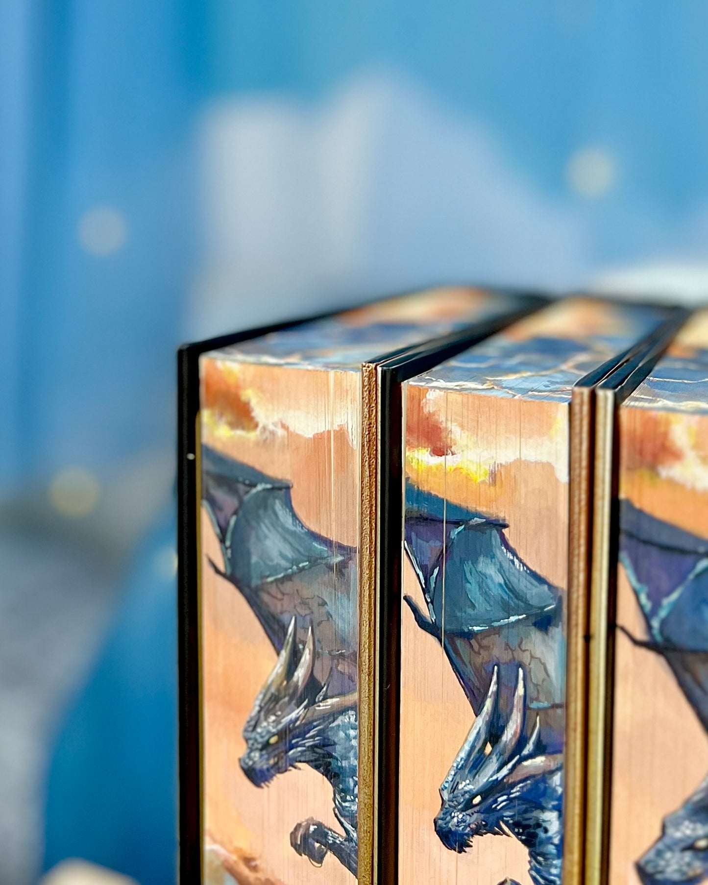 🐉 Hand-Painted Edges ‘Fourth Wing’ by Rebecca Yarros – Majestic Dragon Edition ⚡✨